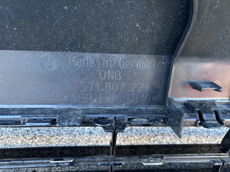 7b78ee8524872925b73463500478104d.jpg