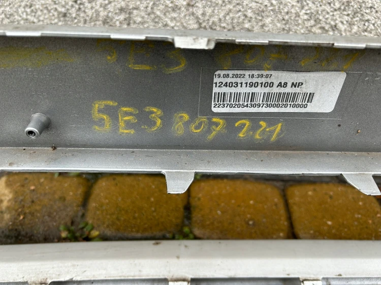 d99289836ada41261fb230c5107e1967.jpg